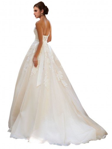 Affordable Sweetheart Ball Gown Tulle Wedding Dress with Lace Bodice UK