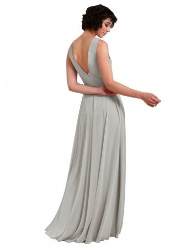 Affordable Daring Plunging V-Neck Long Chiffon Bridesmaid Dress with Pleated Bodice UK