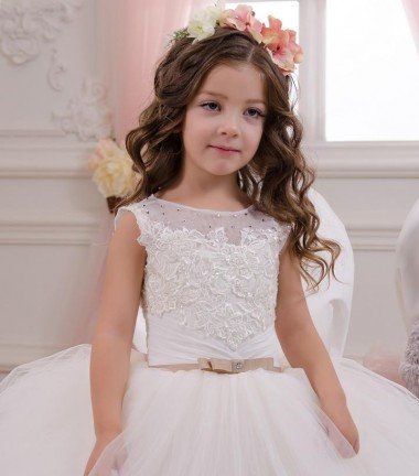 Affordable Ivory Ball Gown Bateau Neck Chapel Train Sleeveless Flower Girl Dress UK