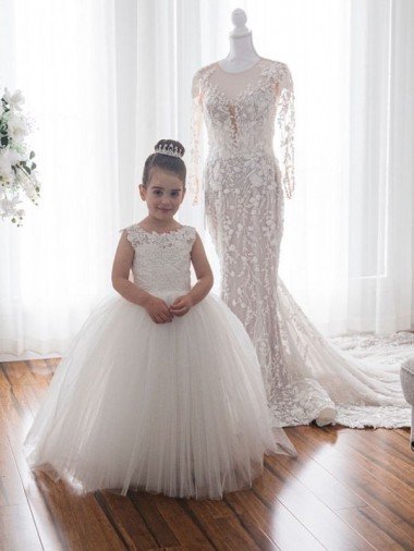 Affordable Ivory Ball Gown Chapel Train Sleeveless Flower Girl Dress UK