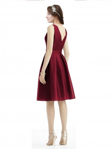 Affordable Short Midi Length Satin Cocktail Bridesmaid Dress with Bateau Neckline and V-Back UK
