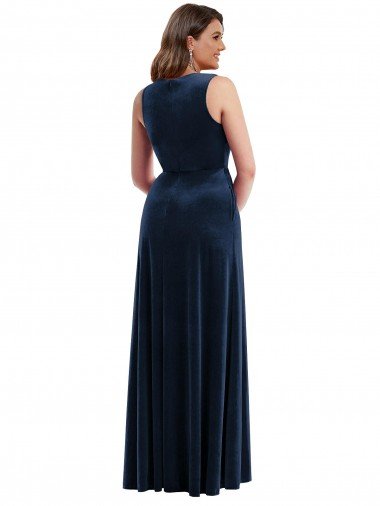 Affordable Deep V-Neck Sleeveless Formal Velvet Maxi Bridesmaid Dress / Prom Dress with Pockets UK